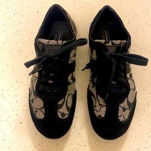 Coach signature Black and grey women sneakers perfect condition worn twice